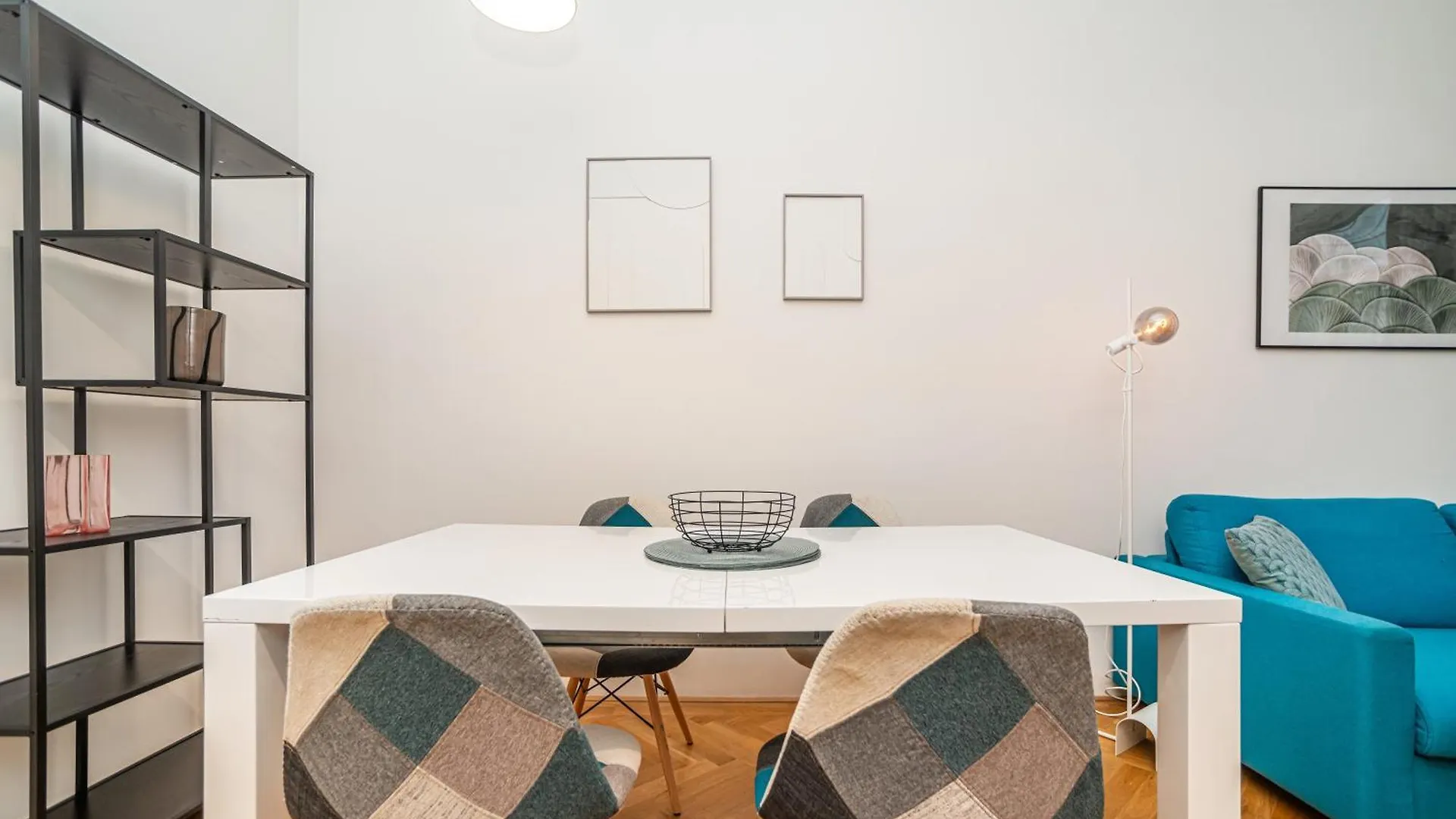 Daire Cute Apt With The Terrace And Ac Prag Çek Cumhuriyeti