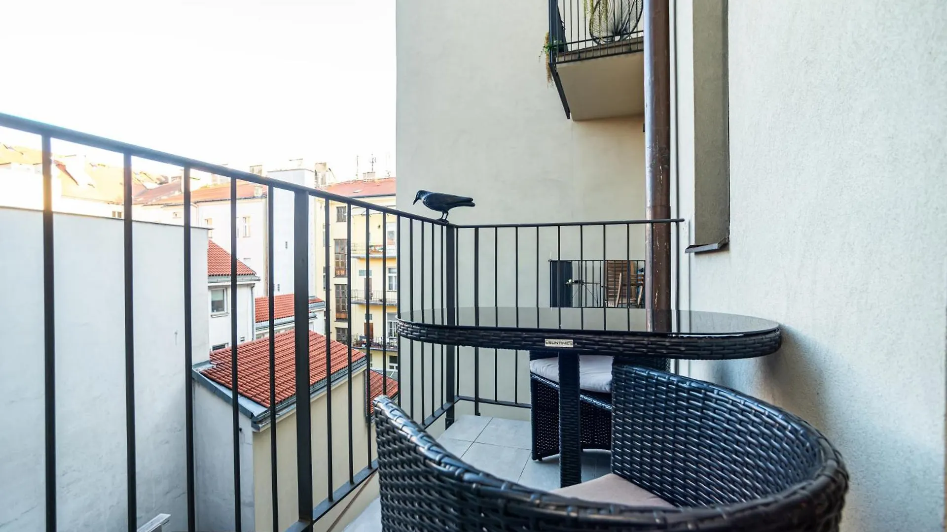 Daire Cute Apt With The Terrace And Ac Prag